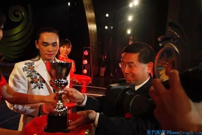 廖世儉寫真藝術(shù)，探尋真實與藝術(shù)的極致融合